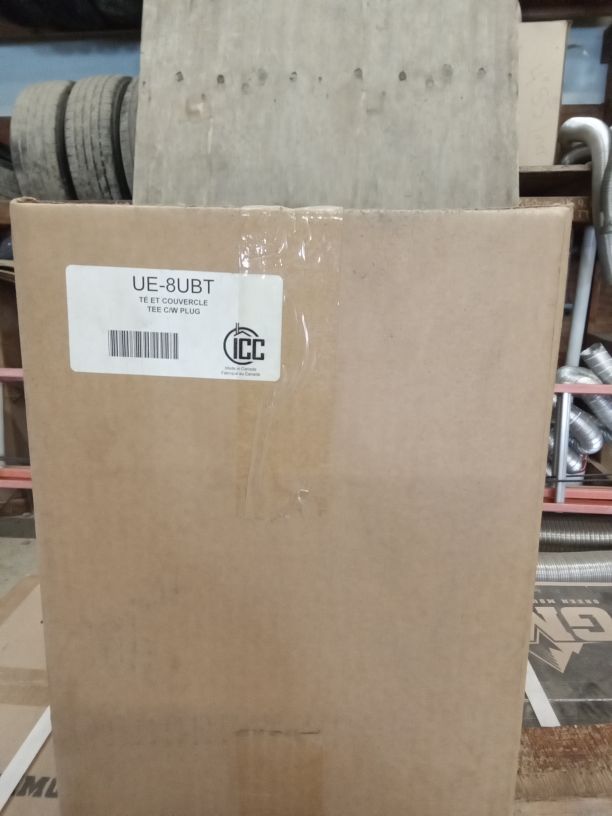 ICC 8" Diameter ULTRABlack Tee w/Cap ICC-UE-8UBT
