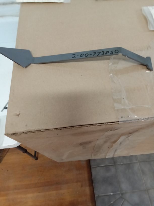 Arrow Burn Pot Scrapper