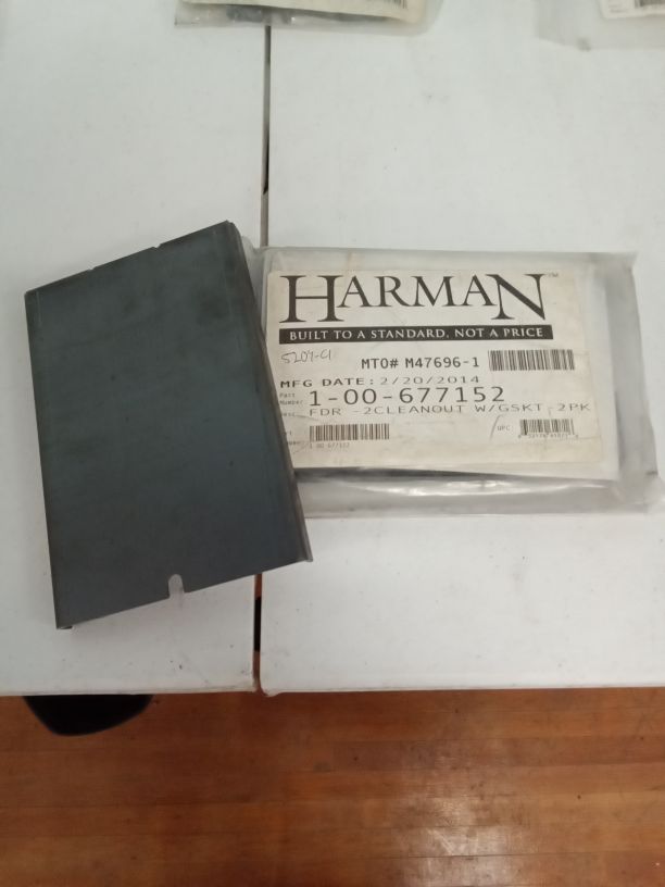 FDR clean out with gasket 1